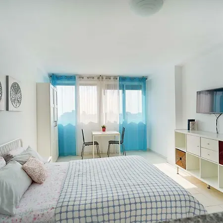 Апартаменти Espanhouse Torreblanca 606 *
